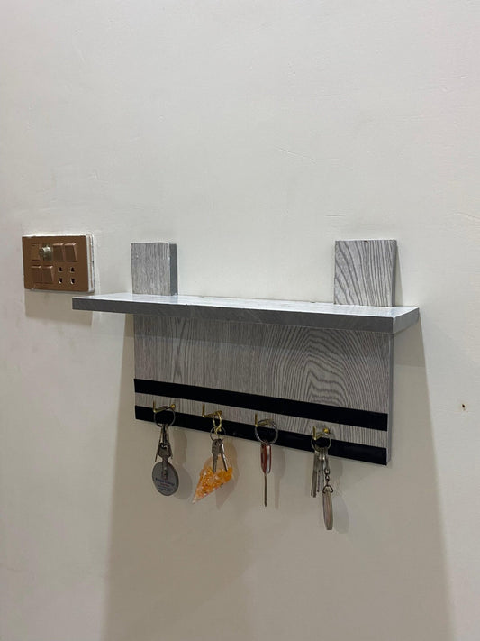 Unique-Keyholder with Shelf